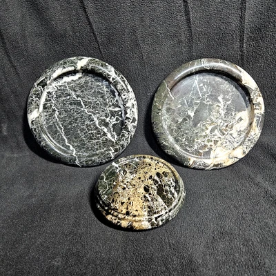 (3) Hand Carved Indian Marble display stands Pedestal bases for Bowl or Vase - Image 1 of 4