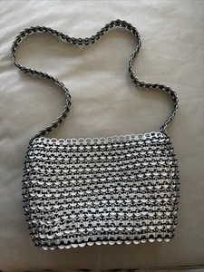 Bolso Bandolera Cartera Reutilizado Hecho a Mano Bolso de Mano Lata de Soda Pull Tab Negro - Imagen 1 de 12