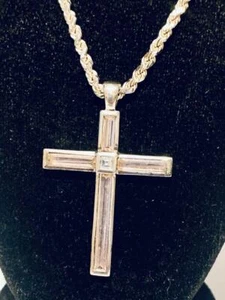 STUNNING LADIES STERLING SILVER AMETHYST CROSS CRUCIFIX NECKLACE 18" JEWELERY - Picture 1 of 10
