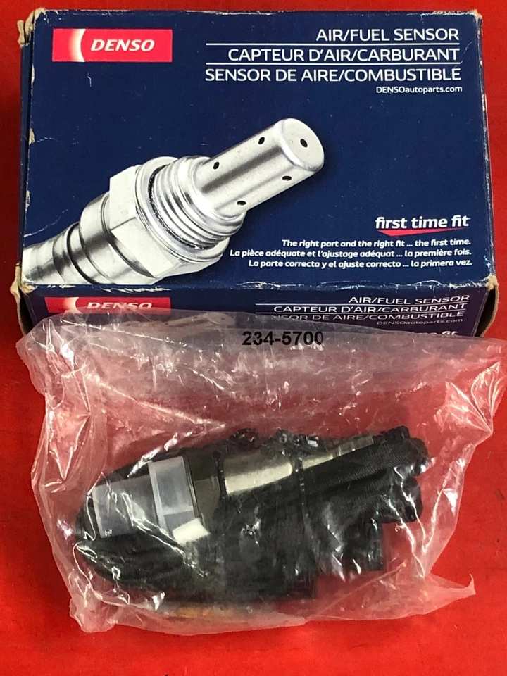 SENSOR OXÍGENO RELACIÓN COMBUSTIBLE AIRE DENSO 234-5700 PARA SELECT VOLVO S60 S80 V70 XC70 Foto 1 de 3