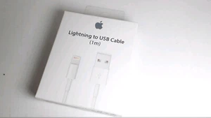 NEW SEALED - APPLE LIGHTNING TO USB CABLE 1M IN ORIGINAL BOX - Photo 1 sur 3