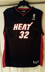MIAMI HEAT VINTAGE SHAQUILLE O'NEAL JERSEY THROWBACK - REEBOK YOUTH XL - Picture 1 of 3