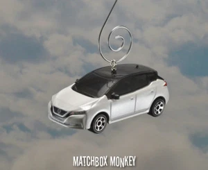 2018 White Nissan Leaf Custom Christmas Ornament Electric Adorno Hybrid 1/64 - Picture 1 of 12