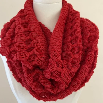 Bufanda Infinita Ligera Tejido Abierto Rojo Texturizado Colorido Dopamina 12X48" Foto 1 de 4