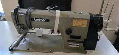 Industrial Sewing Machine - Image 1 of 4