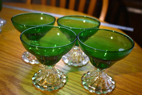 4 Vintage Anchor Hocking “Burple Swirl" Emerald Green Sherbet Glass Mid Century