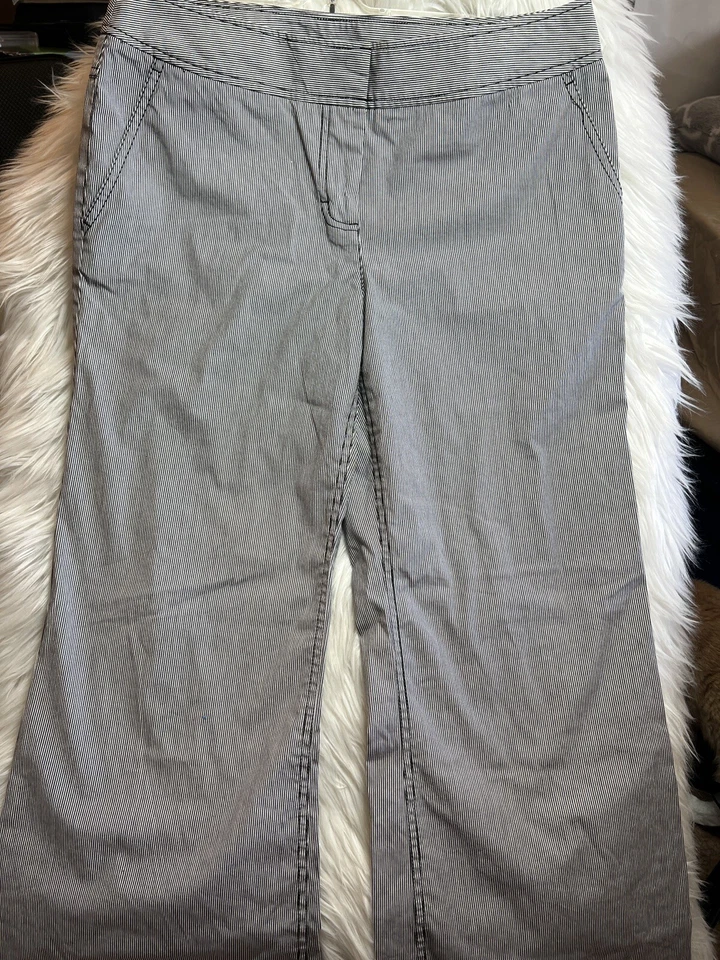 Kenneth Cole Reaction 女式黑色/白色条纹靴裤 10 码 — 第 1/4 张图片