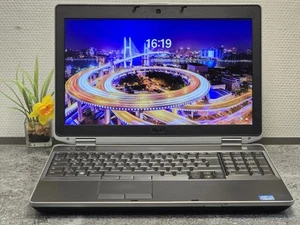 Dell Laptop/ i7-3720Q/ RAM 16 GB/ SSD 256GB/ 15,6" FHD - Afbeelding 1 van 15