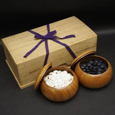 Go stone clam No. 38 Nachi black luxury white stone black stone with go bowl Big - Image 1 of 4