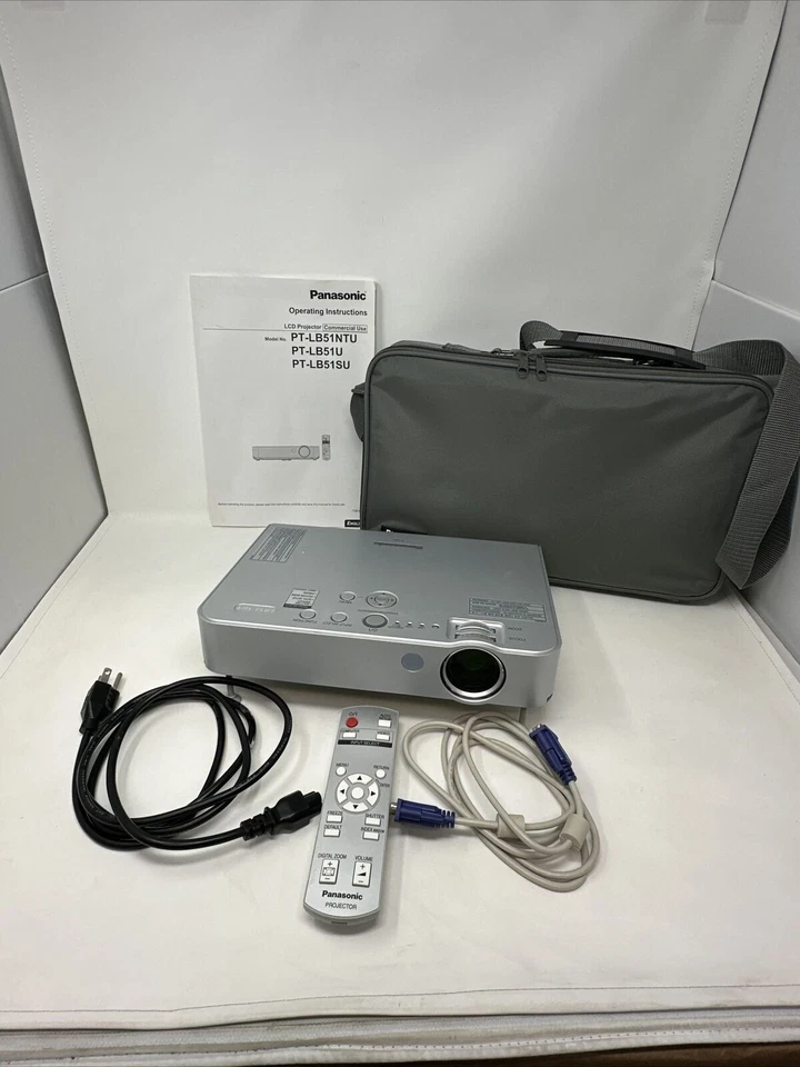 Panasonic PT-LB51U XGA 2000 Lumens 3LCD Projector TESTED - Image 1 of 4