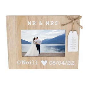 Marco de fotos de boda personalizado de madera 6x4 regalo señor y señora CUALQUIER nombre y fecha - Imagen 1 de 7