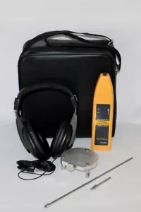 HI SENSITIVITY PROFESSIONAL WATER LEAK DETECTOR w/ SURFACE MICROPHONE - Picture 1 of 1