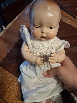 Boneca rara Americas Wonderbaby "Petite" usada antiga - Imagem 1 de 4