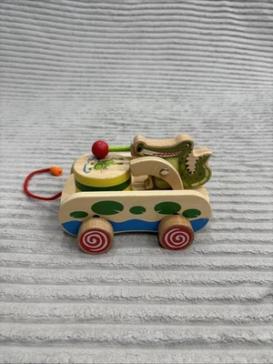 Juguete de madera para tirar de cocodrilo para batir tambor bebé niño pequeño   Foto 1 de 4