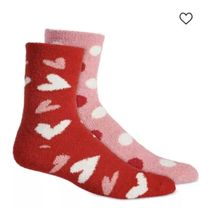 Charter Club Womens Crew 2 Pr Pk Socks Super Soft Fuzzy Hearts Dots Pink Red New - Picture 1 of 6