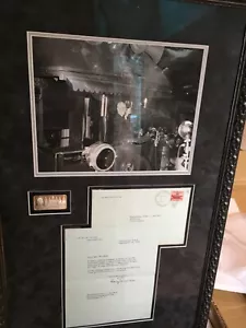 Harry Truman ha firmato 1952 lettera a bordo del treno incorniciata con foto, argento. Raro - Foto 1 di 5