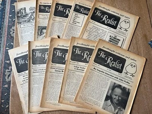The Realist Magazine Lot of 10 1962-1967 - Picture 1 of 4