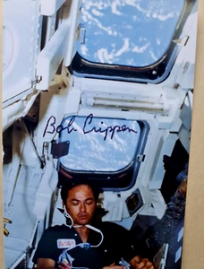 Bob Crippen (geb.1937) US-amerik. Astronaut - Bild 1 von 2