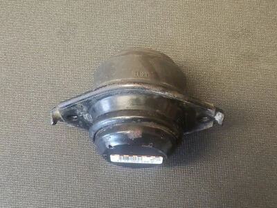 2009 2010 2011 2012 Mercedes GL320 Engine Mount Right A2512403117 OEM - Image 1 of 4