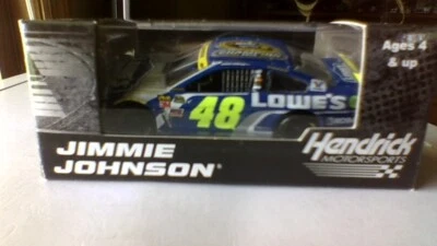 Jimmie Johnson 1/64 2016 #48 Lowe's 7X Champion Chevy SS Foto 1 de 4