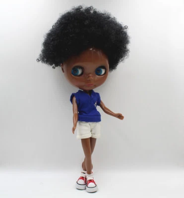 Muñeca desnuda Takara Blythe de 12" de fábrica pelo corto negro cuerpo súper negro Foto 1 de 4