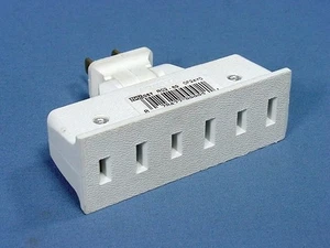 Leviton White Triplex Swivel Receptacle Outlet Adapter Non-Grounding Bulk 69-W - Picture 1 of 5