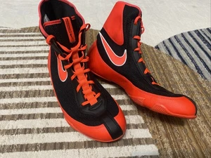 Nike Machomai 2 Herren Boxschuhe Größe 9,5 schwarz/hellkarmesinrot - kaum getragen - Bild 1 von 15