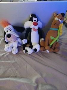 3 Plüsch Scooby Doo Cartoon Network 9 Zoll, Slyvester die Katze 10 Zoll, hängender Hund 8 Zoll - Bild 1 von 7