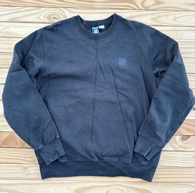 UNDEFEATED Monkey Pocket Black Crew Neck Sweatshirt Size L - Image 1 of 4