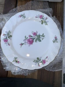 7 Lynn's China Victorian Rose 10 1/2” Dinner Plates (NDS25114) - Picture 1 of 3