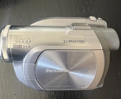 Panasonic VDR-D300 Leica Dicomar Video Camera - Mini DVD & SD  With Extras - Image 1 of 4