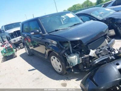 Conjunto de luz trasera izquierda usada se adapta a: 2008 Scion XB izquierda grado A Foto 1 de 4