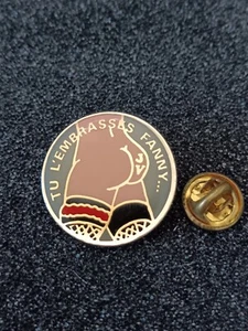 Pin's Pins Pin Enamel 45 PÉTANQUE SEXY coutume "FANNY" - Imagen 1 de 5