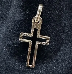 Vintage 18k Yellow Gold 750 Religious Starburst Cross .75” Pendant Charm .43 Dwt - Picture 1 of 6