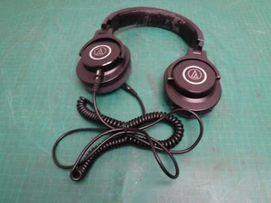 Audio-Technica ATH-M40X Professional Over The Ear Headphones Ideal Used Cond - Picture 1 of 7