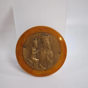 Dama de Czestochowa Medallón Baquelita Latón Adorno de Pared - Imagen 1 de 5