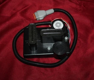 Power Components of Midwest ATS90 dual axis Auto-Level 104653 PCM 01454 24V - Picture 1 of 6