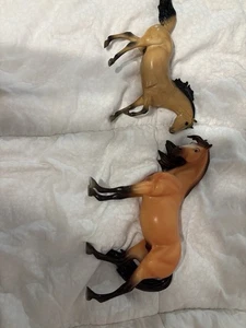 Breyer Spirit Riding Free And Spirit Der Hengst des Cimarron - Bild 1 von 9