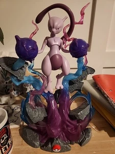 Pokemon Deluxe Figura LED da Collezione 13" Mewtwo Statua Figura - Foto 1 di 2