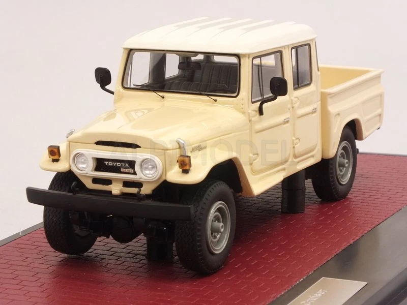 Toyota HJ45 Land Cruiser Crew Cab Beige 1:43 MATRIX MX41905-012 - Immagine 1 di 1