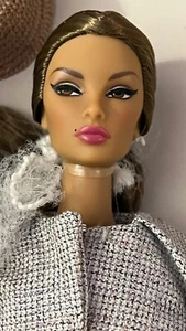 NRFB Integrity Toys Fashion Royalty Prestige Natalia Fatale Doll 2015 (ES 700) - Picture 1 of 7