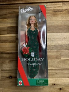 NIB VINTAGE 2000 Mattel Holiday Surprise Barbie #27290 Red Green Sparkle Dress - Picture 1 of 6