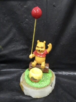'99 Disney Ron Lee " Winnie The Pooh Pot & Balloon " Figurine - Very Rare - Image 1 of 4