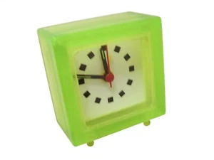 (XY003) RELOJ DESPERTADOR ALARMA SOBREMESA MESITA MESILLA PEQUEÑO CUADRADO VERDE - Foto 1 di 4