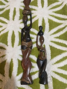 African Ladies Figures X 2 - Picture 1 of 4