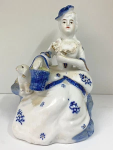 Vintage Porcelain  Figurine  Womane Victorian Lady Basket Gold Trim Blue & White - Picture 1 of 6