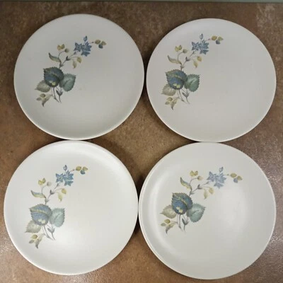 Set of Four Vintage 1960s, Sylvac Blue Leaf 'Lime Grove' 17.5cm Side Plates - Image 1 of 4