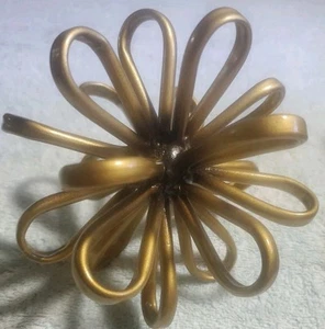 Pier 1 gold metal loop Mcm Table Decor - Picture 1 of 5