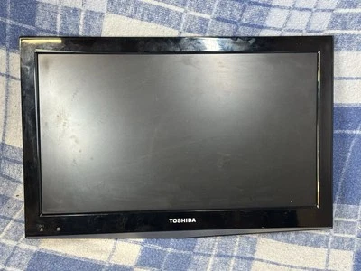 Toshiba LCD Colour TV DVD Combo 19DL502B2 **NO STAND**NO REMOTE** - Image 1 of 4