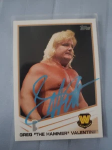 WWE WWF GREG THE HAMMER VALENTINE AUTÓGRAFO TARJETA FIRMADA AUTO HOF WCW - Imagen 1 de 1
